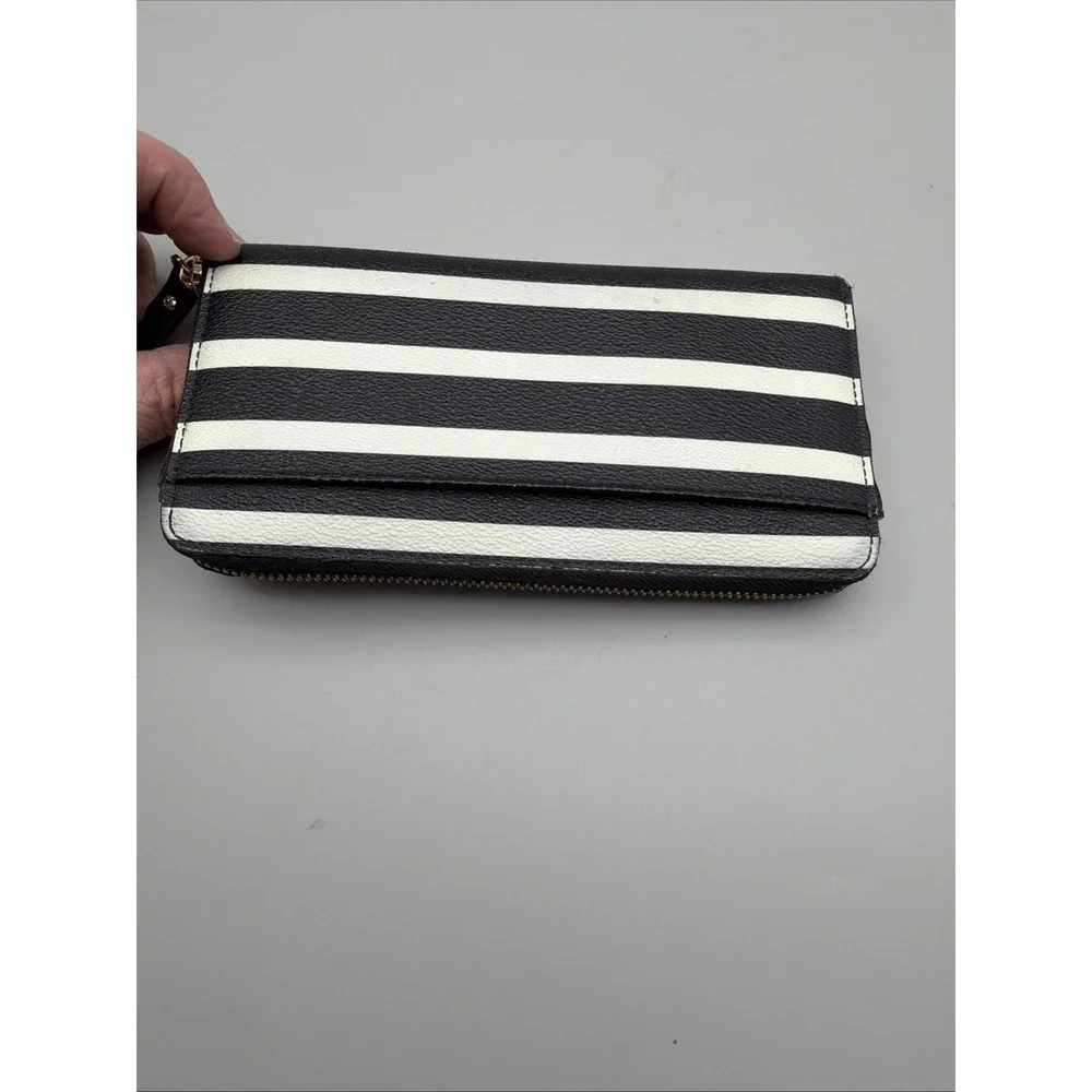Kate Spade Stripe New York Hyde Lane Michele zip-around Signature Wallet